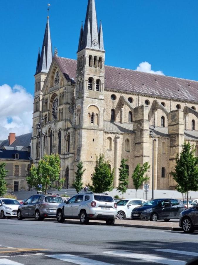 Ferienwohnung L'Effervescent Reims Exterior foto